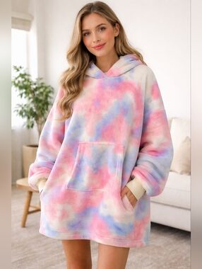 Oversized Lounge Tie-Dye Hoodie